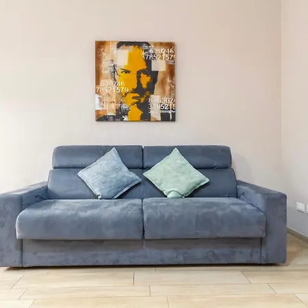 Easy Apartment